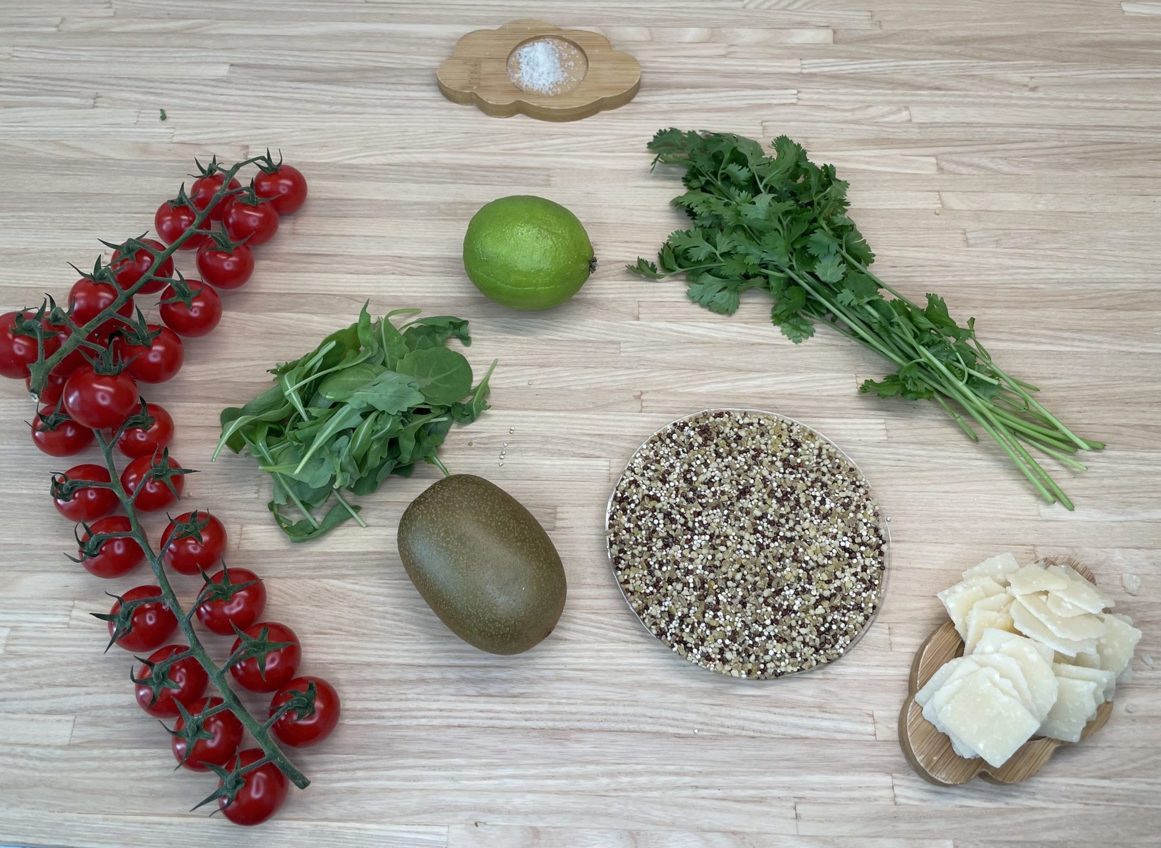 Salade quinoa kiwi jaune